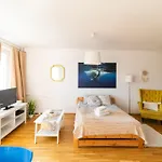 Piotrapartments - Mokotow Broniwoja - Stylish Studio Near Metro *