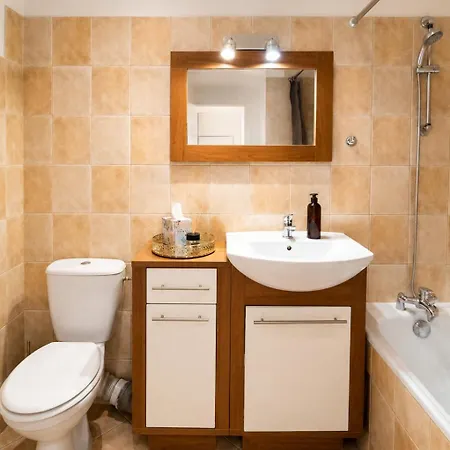 Piotrapartments - Mokotow Broniwoja - Stylish Near Metro